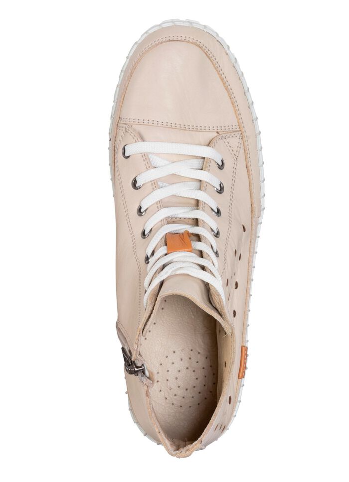 Tvillingskosko med sn&ouml;rning med luftiga perforeringar och l&auml;derapplikationer BEIGE