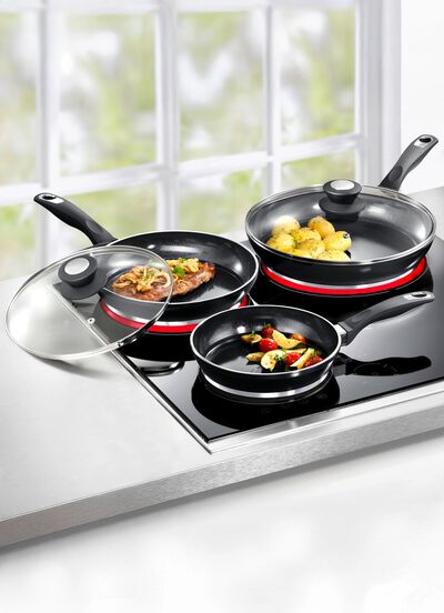 Professionellt pannset i gjuten aluminium, 5 delar, med trippel termisk keramisk bel&auml;ggning 