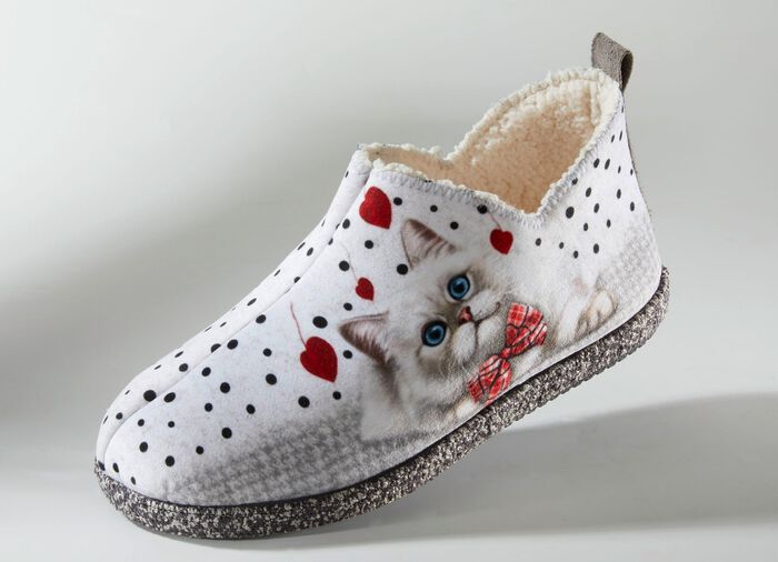 Felina toffel fr&aring;n Varomed 