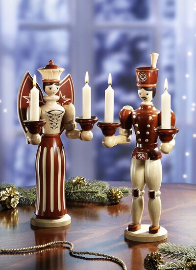 Ljusstake tillverkad av delikat hantverk 