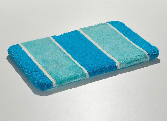 Badrumsset med halkfri baksida 