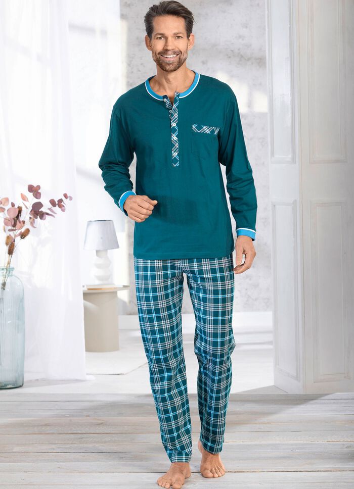 Pyjamas med knappar framtill 