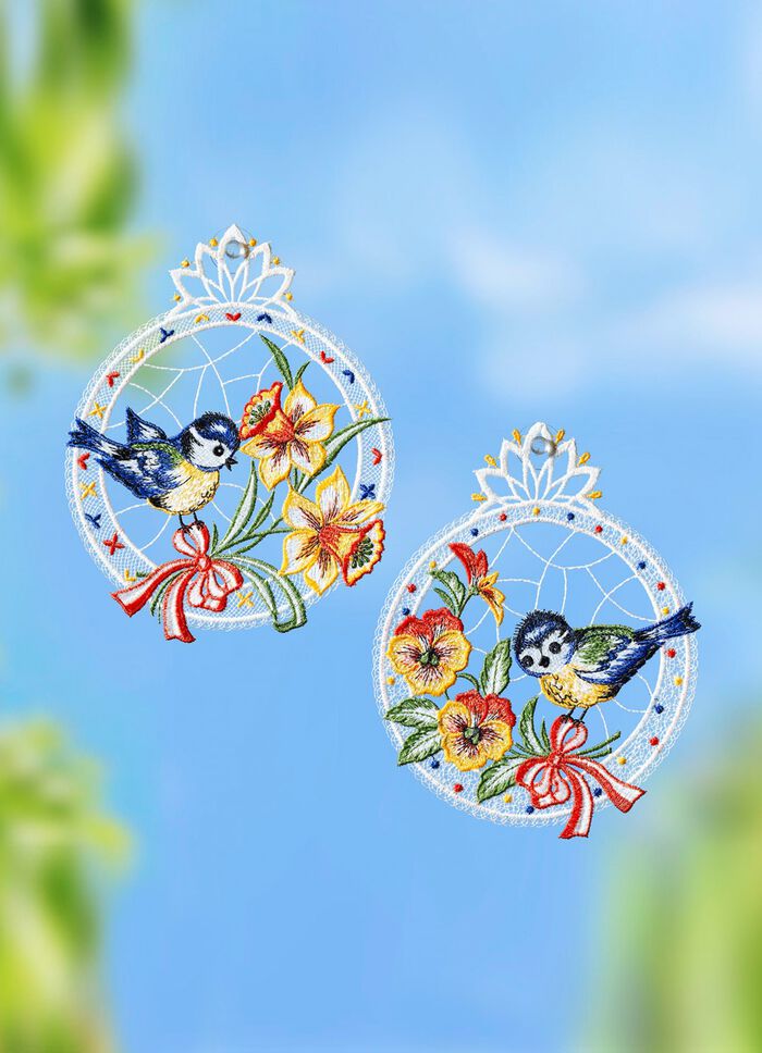 F&ouml;nsterbilder gjorda av Plauenspets i ett set om 2 