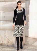 Skjorta med kontrasterande nedf&auml;llbar krage 