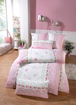  S&auml;ngkl&auml;desset med tryck p&aring; b&aring;da sidor 