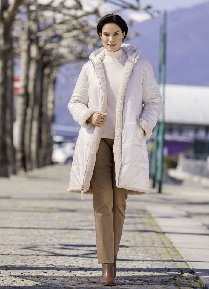 Vändbar kort kappa i oversized-look 