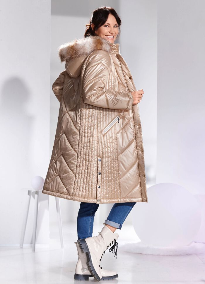 Jacka med avtagbar huva 