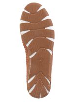 Skor med sn&ouml;rning VITBRUN