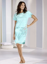 Nattlinne, kn&auml;l&aring;ng och korta &auml;rmar 