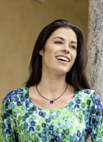 halsband i l&auml;dersn&ouml;re 