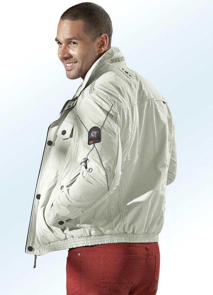 "Gate One" blus KITT