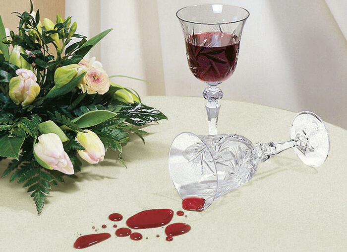 Bordsduk med fläckskyddande yta AQUA