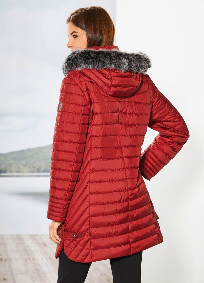 Kort kappa i 2 färger GRANAT RÖD