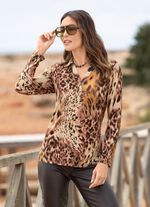 Polotr&ouml;ja med kort knappsl&aring; 