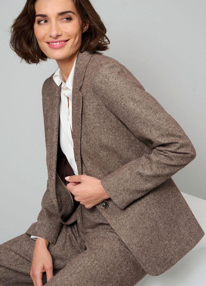 Kavaj med fickor med lock 