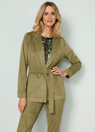 L&aring;ng kavaj med sjalkrage 