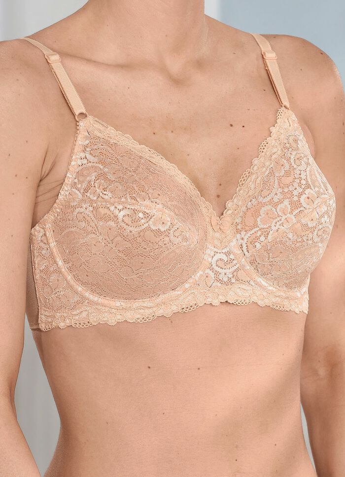 Triumph Compliment bygel-bh med fin spets 