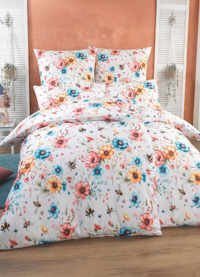 Dubbelsidigt tryckt s&auml;ngkl&auml;desset fr&aring;n Biberna 