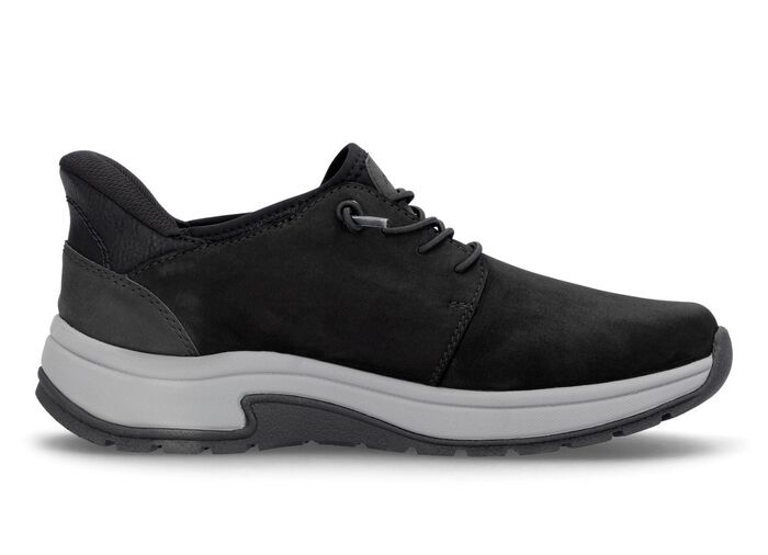 Rieker sneakers med f&ouml;rst&auml;rkt ryggm&ouml;ssa f&ouml;r enkel p&aring;tagning 