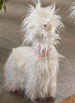 Lama med fluffig fuskp&auml;ls 