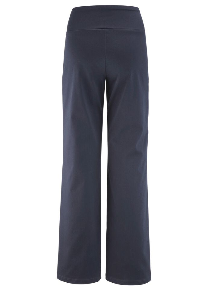 Mjuk stretchbyxa i moderiktig bredd 