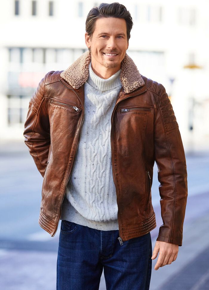 Kort skinnjacka med fuskp&auml;lskant 