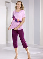 Pyjamas med korta ärmar och vadlånga byxor 