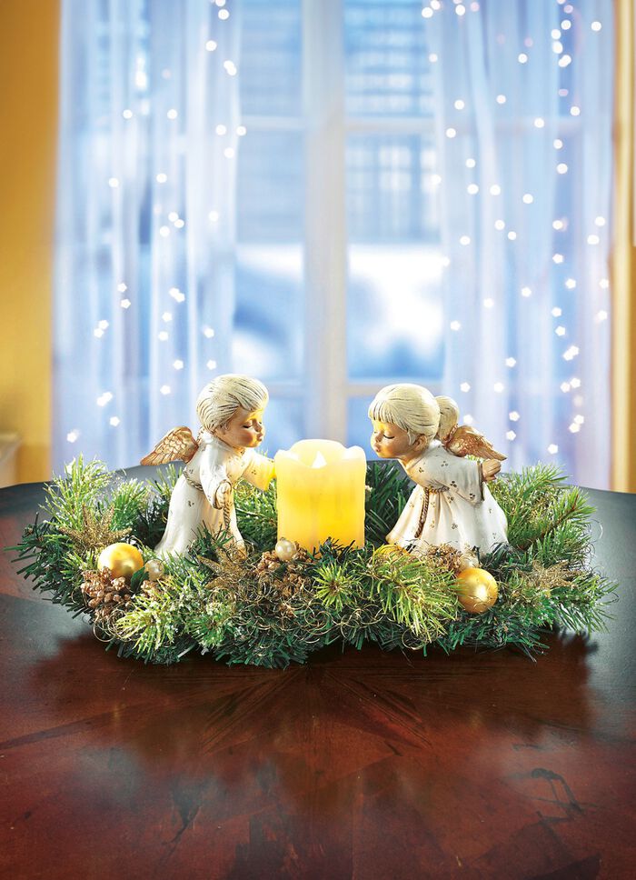 Bordsarrangemang med LED &auml;kta vaxljus 