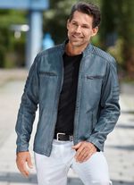 Kort skinnjacka med dekorativa s&ouml;mmar 