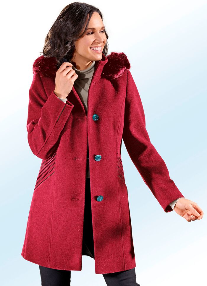 L&aring;ng jacka i 2 f&auml;rger med kontrasterande dekorquiltningar p&aring; fickorna KARMIN