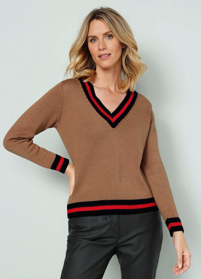 Pullover med kontrasterande r&auml;nder 
