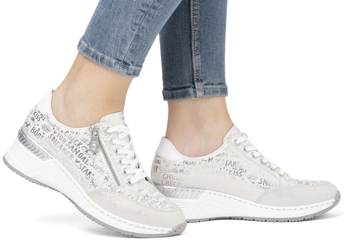 Rieker sneakers med snörning av tryckt syntetmaterial LJUSGRÅ-SILVER