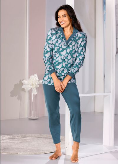 Pyjamas, l&aring;nga &auml;rmar med enknappsst&auml;ngning och manschetter med kn&auml;ppning 