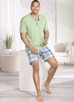 Shorty med fodrad knappsl&aring; 