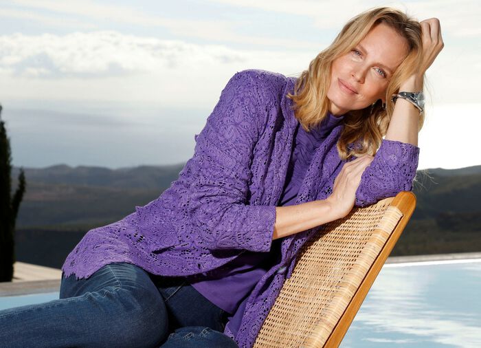 Blazer med blommig spetskant 