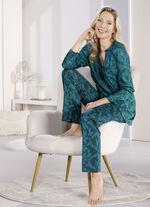 Laurina pyjamas med långa ärmar och långbyxor, 