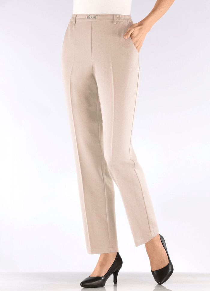 Byxor med dekorativa detaljer 