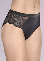 Trepack trosor med fin elastisk spets 