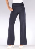 Mjuk stretchbyxa i moderiktig bredd 