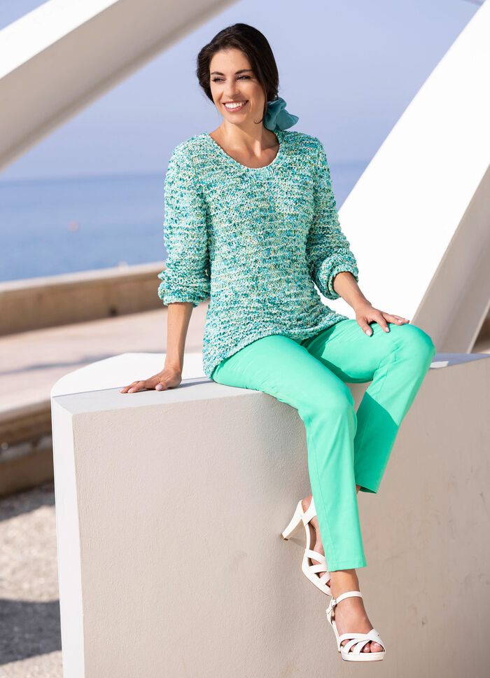 Tr&ouml;ja med h&ouml;gkvalitativt garn med fj&auml;dereffekt 