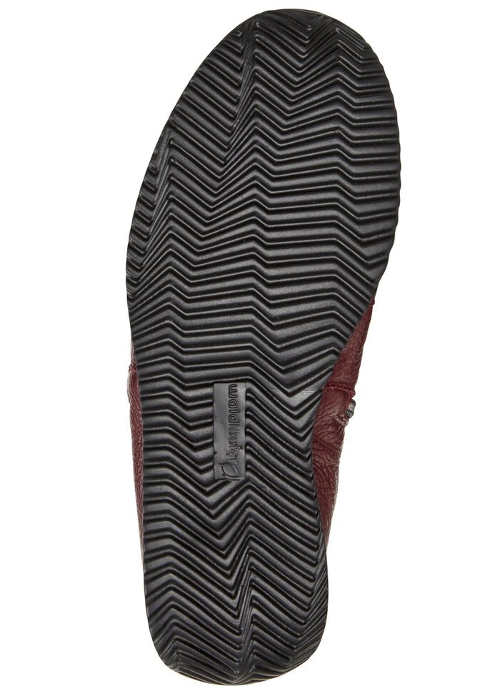 Waldl&auml;ufer, bekv&auml;ma damst&ouml;vlar, bredd H, tillverkade av hjortskinn 