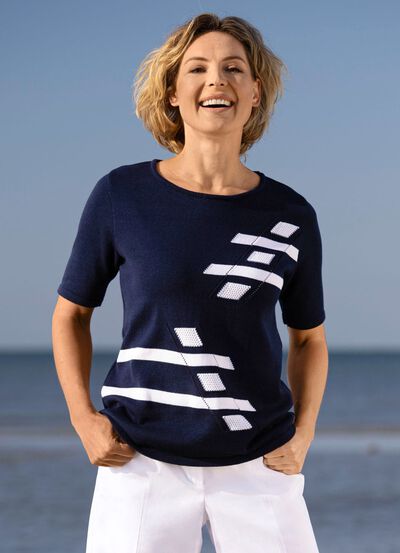 Tr&ouml;ja med intarsia framtill 