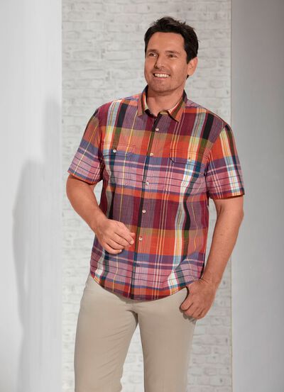 Rutig skjorta med br&ouml;stfickor med lock 