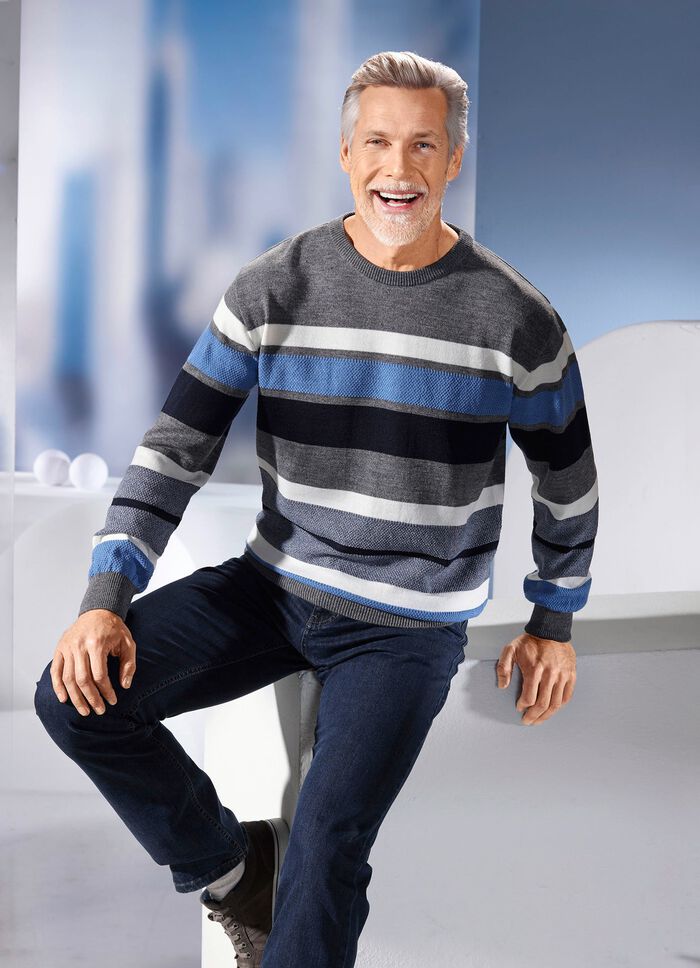 Tr&ouml;ja med rund hals och en texturerad mix &ouml;verallt 