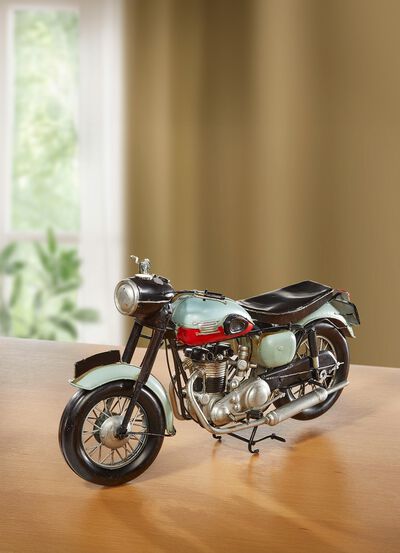 Motorcykel "Triumph" 