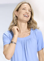 Armband av fina tr&aring;dar 