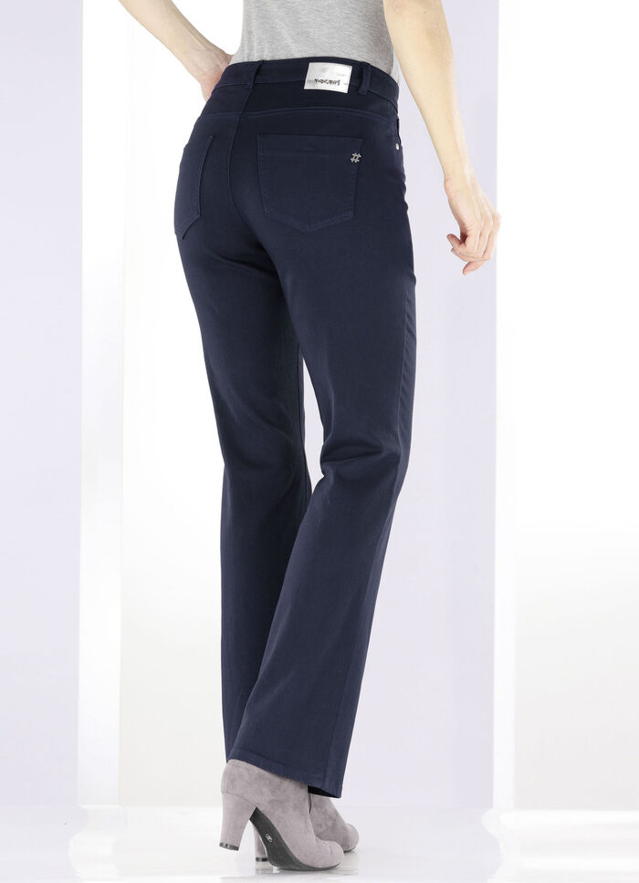 Magiska jeans med moderiktigt bredare ben BÄR