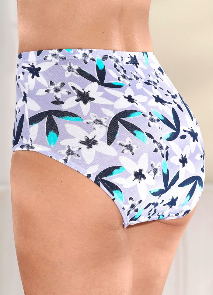 Fyra paket trosor med blomm&ouml;nster 