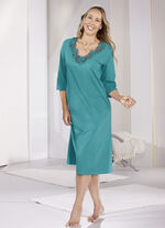 Vadlång nattlinne med broderad spets LAGUNE