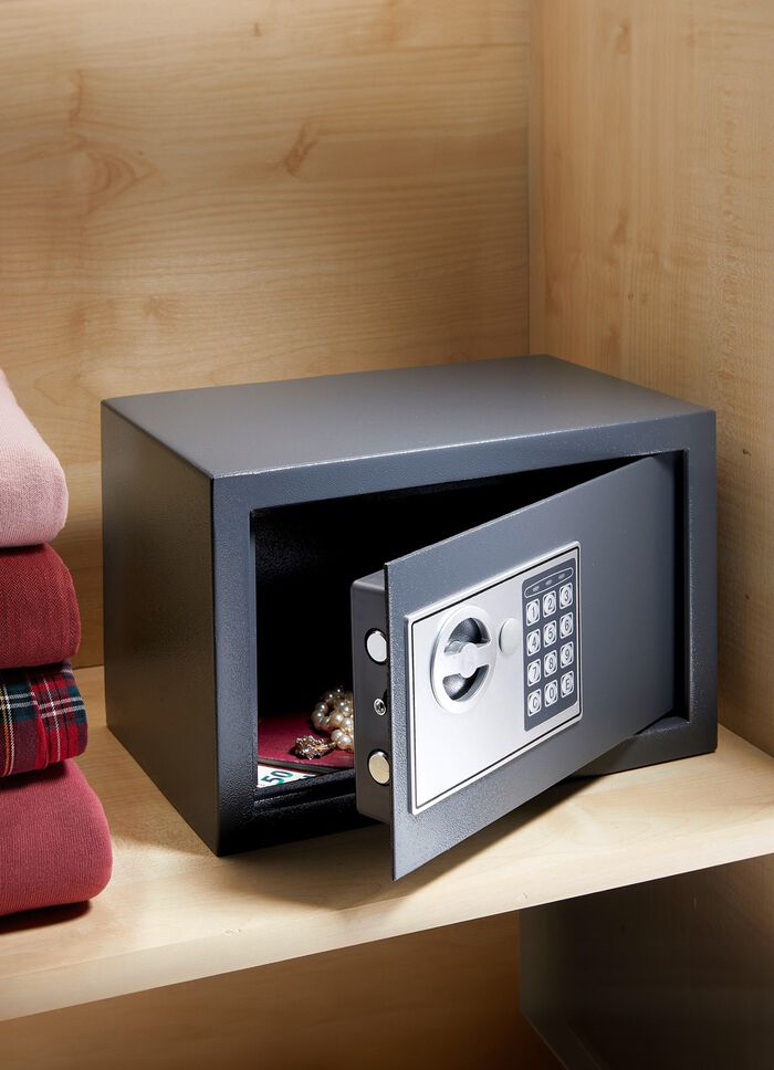 S&auml;kerhetssk&aring;p i massivt st&aring;l 